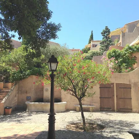 Village De Silhouette.4 דירה